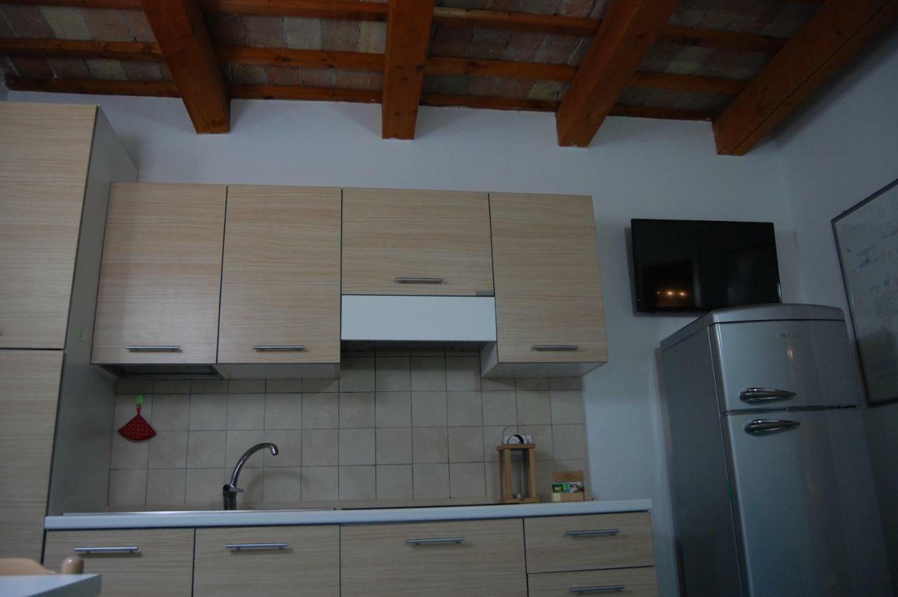 Corso Matteotti 56 Appartement Jesi Buitenkant foto
